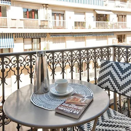 Very Nice 2P With All Comfort, City Center Ac/Wifi Esterno foto