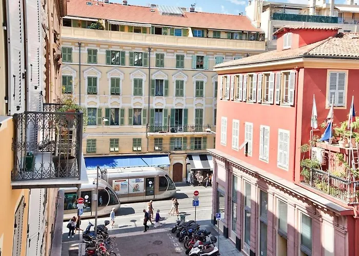 Very Nice 2P With All Comfort, City Center Ac/Wifi